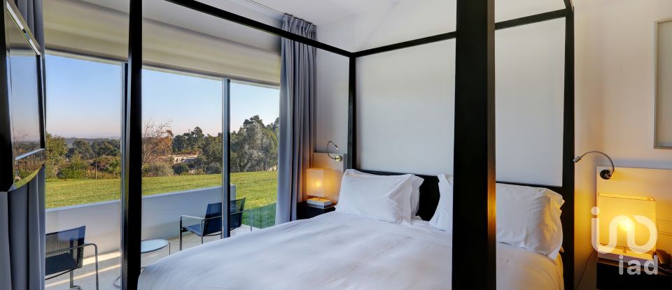 Terreno em Vau de 1 014 m²