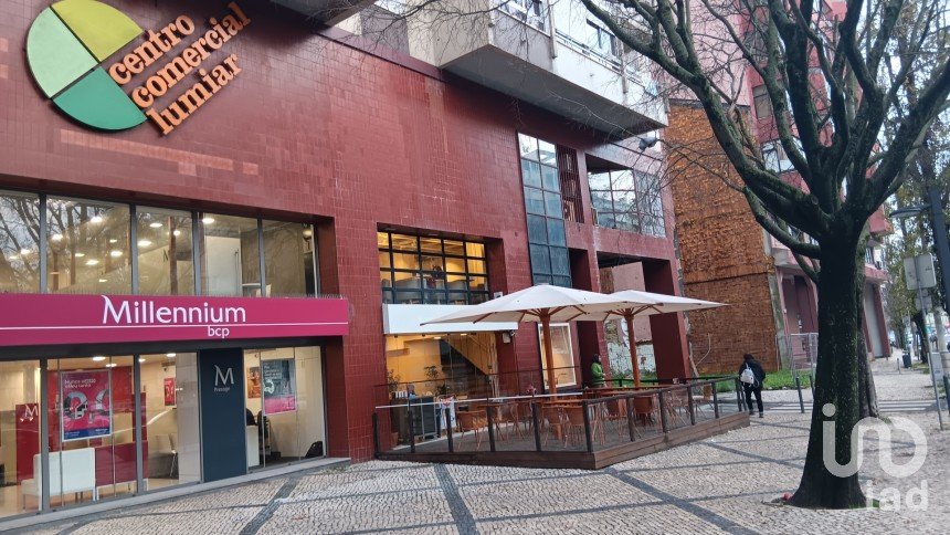 Boutique/Local commercial à Lumiar de 27 m²