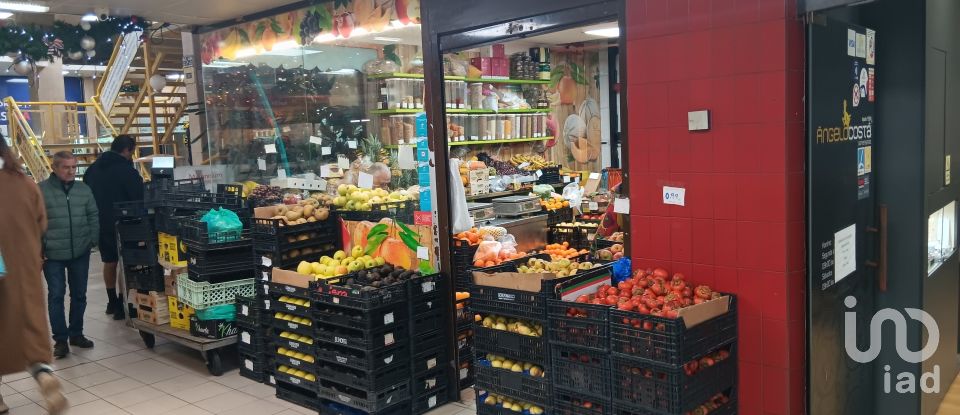 Boutique/Local commercial à Lumiar de 27 m²