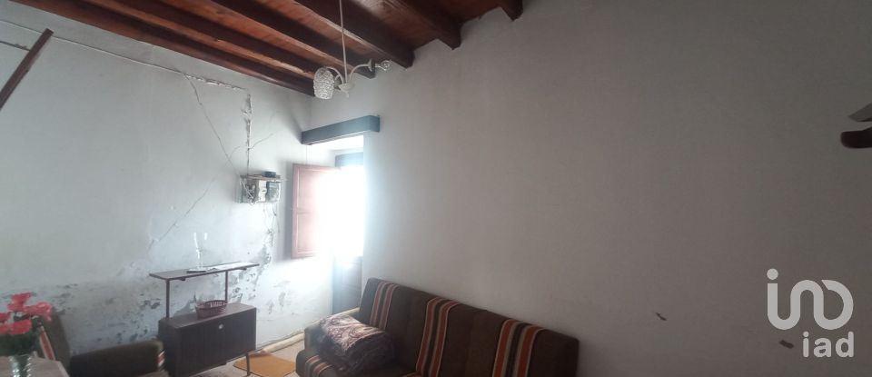 Traditional house T3 in Ventosa of 115 m²