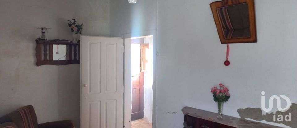 Traditional house T3 in Ventosa of 115 m²