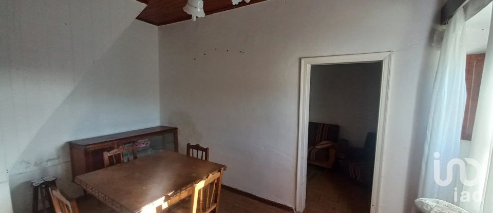 Traditional house T3 in Ventosa of 115 m²