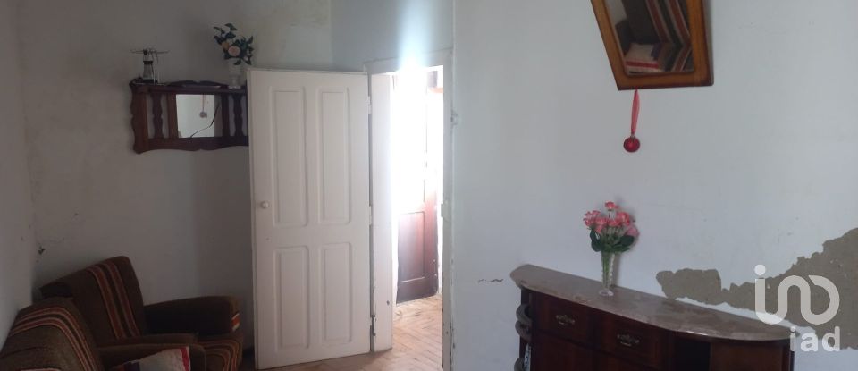 Traditional house T3 in Ventosa of 115 m²