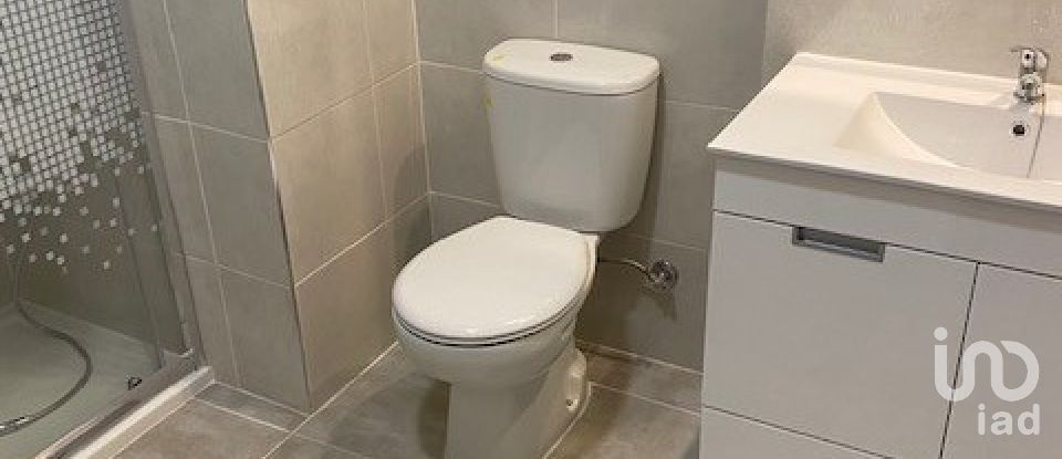 Boutique/Local commercial à Matosinhos e Leça da Palmeira de 65 m²