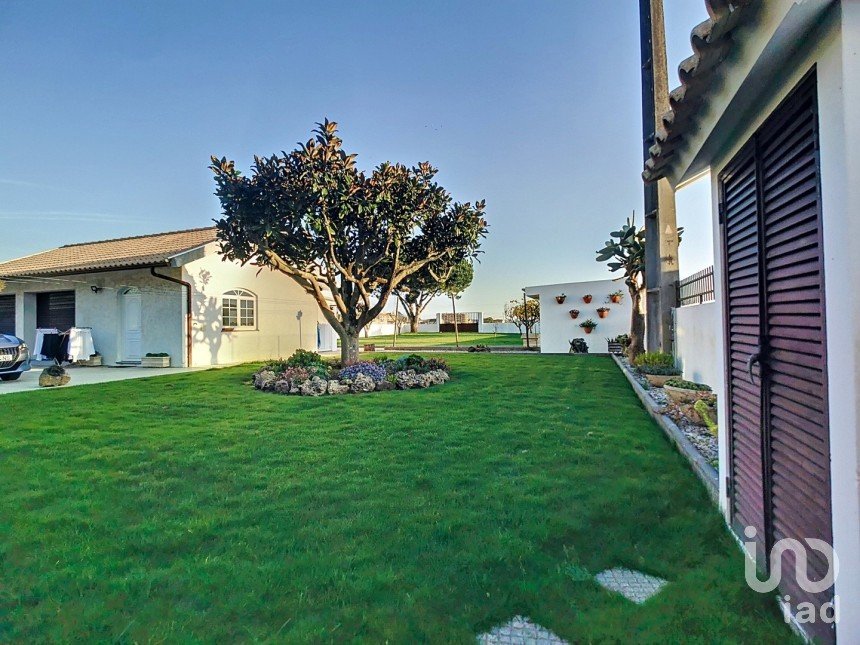 Maison rustique T4 à Válega de 359 m²