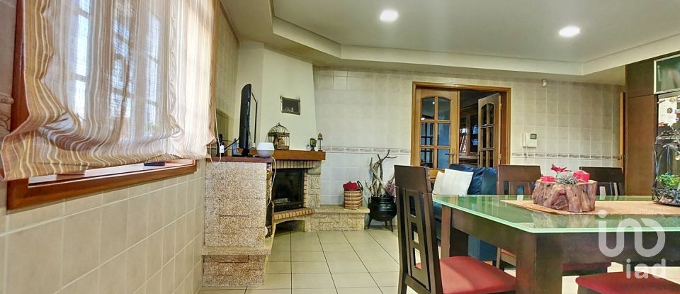Country house T4 in Válega of 359 m²