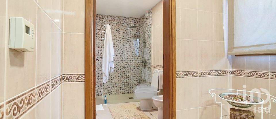 Maison rustique T4 à Válega de 359 m²