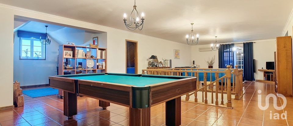 Maison rustique T4 à Válega de 359 m²