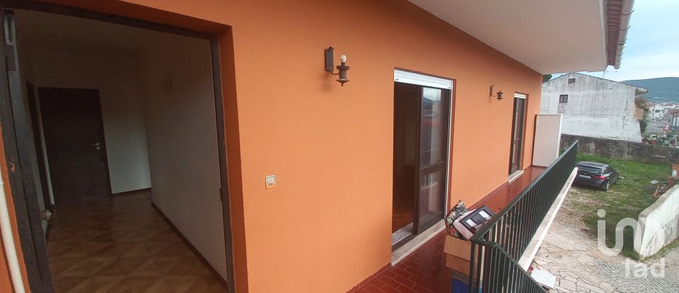 Moradia T8 em Porto de Mós - São João Baptista e São Pedro de 402 m²