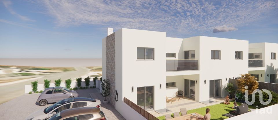 Building land in Quarteira of 928 m²