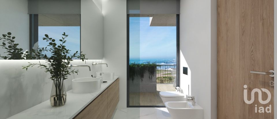 Apartamento T4 em Canidelo de 215 m²