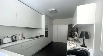 Apartment T4 in Ramalde of 200 m²
