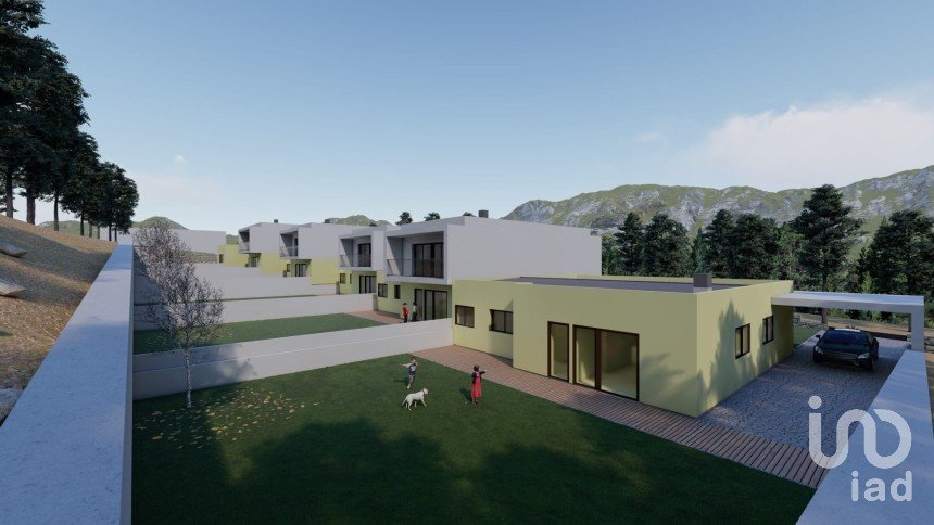 Building land in Vouzela e Paços de Vilharigues of 517 m²