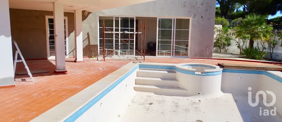 House T4 in Almancil of 390 m²