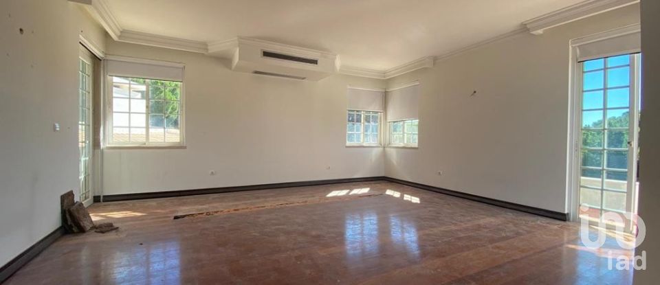 House T4 in Almancil of 390 m²