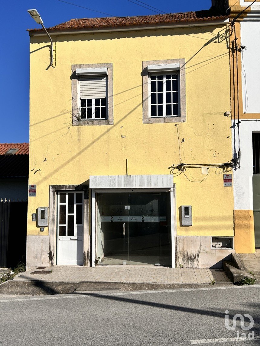 Block of flats in Azoia de Cima e Tremês of 177 m²