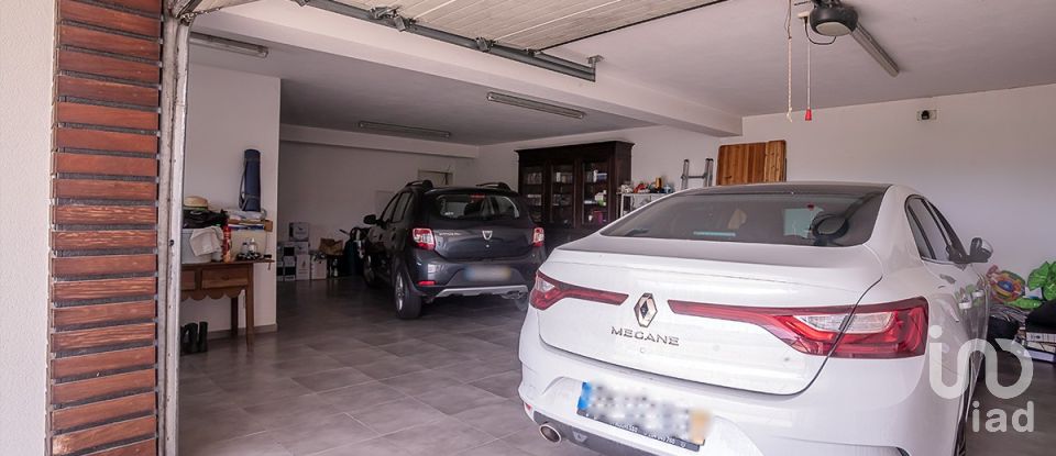 Gîte T3 à Salreu de 210 m²