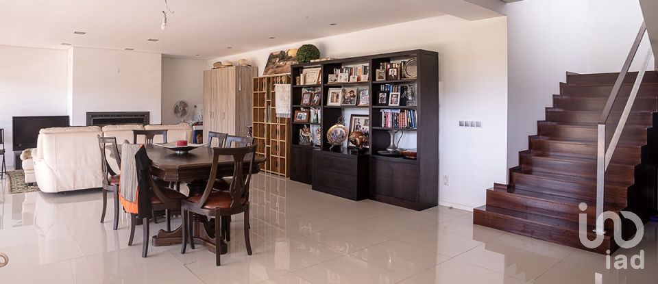 Gîte T3 à Salreu de 210 m²