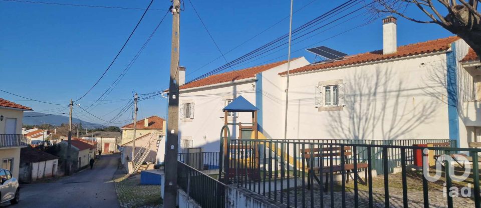Village house T3 in Bugalhos of 91 m²