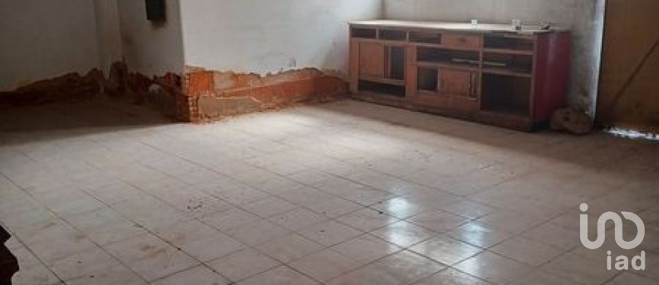 Boutique/Local commercial à Algoz e Tunes de 200 m²