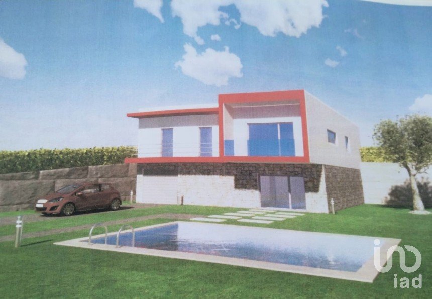 Traditional house T3 in Painho e Figueiros of 220 m²