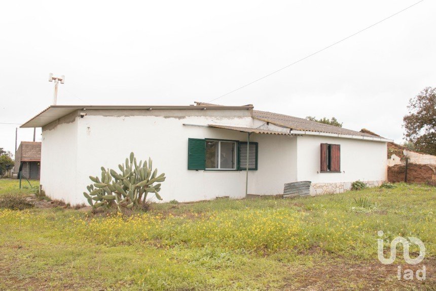 Maison de village T3 à Carregueira de 107 m²