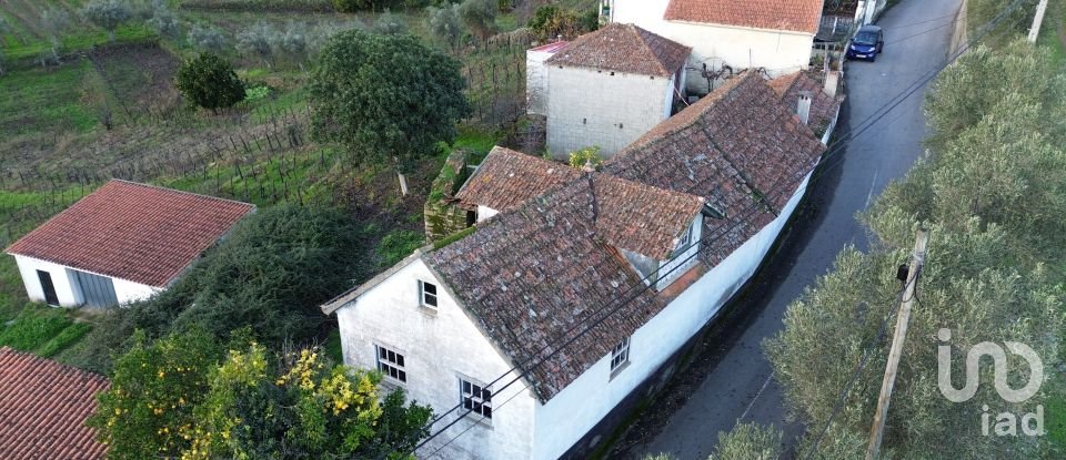 Casa de Campo T3 em Lobrigos (São Miguel e São João Baptista) e Sanhoane de 315 m²