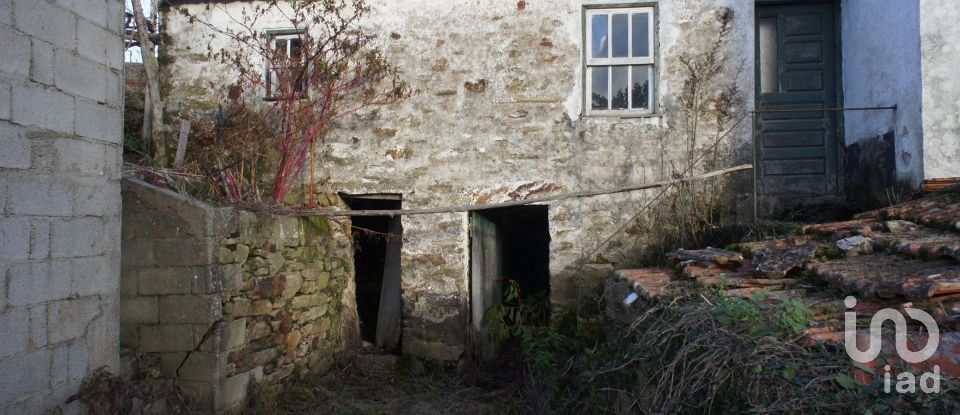 Casa de Campo T3 em Lobrigos (São Miguel e São João Baptista) e Sanhoane de 315 m²