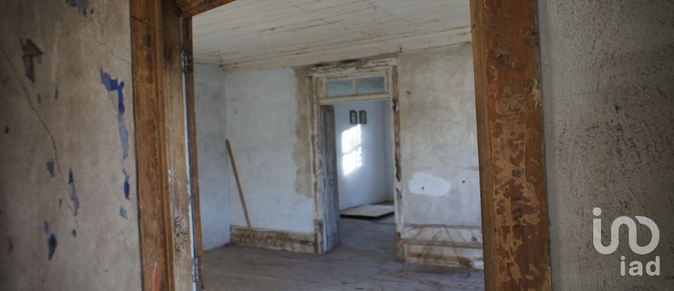 Casa de Campo T3 em Lobrigos (São Miguel e São João Baptista) e Sanhoane de 315 m²