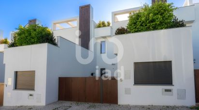 House T3 in Moncarapacho e Fuseta of 150 m²