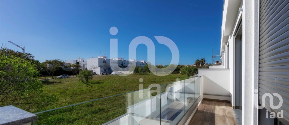 Moradia T3 em Moncarapacho e Fuseta de 150 m²