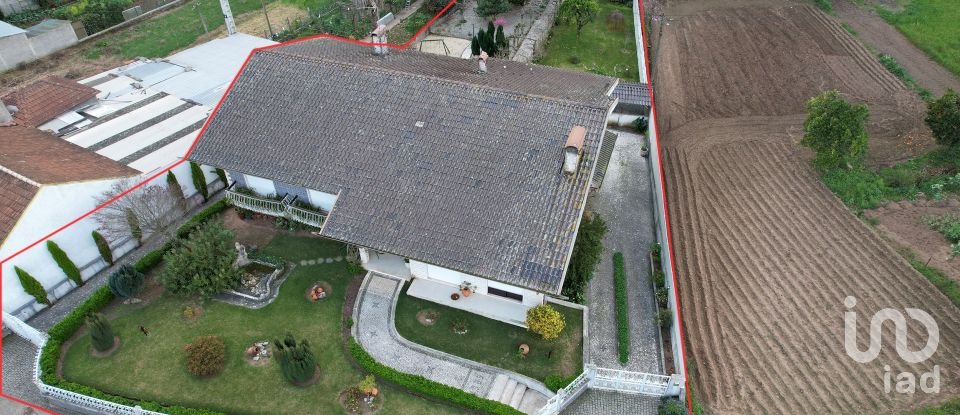 Maison T5 à Eixo e Eirol de 450 m²