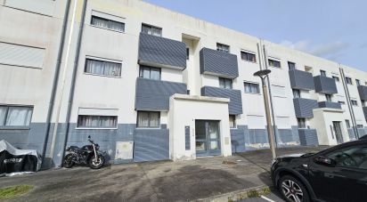 Appartement T2 à Rosto do Cão (São Roque) de 84 m²