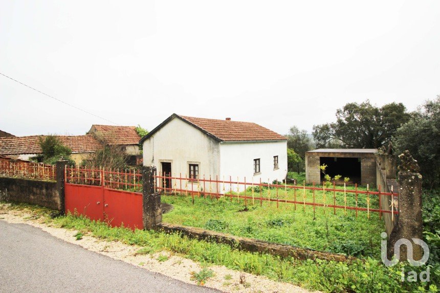 Village house T2 in Chãos of 60 m²