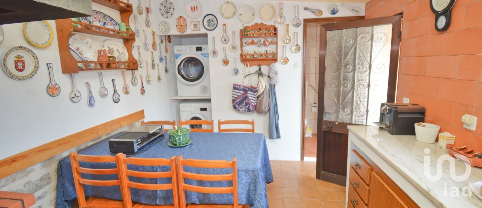 Maison traditionnelle T3 à Alvorge de 258 m²