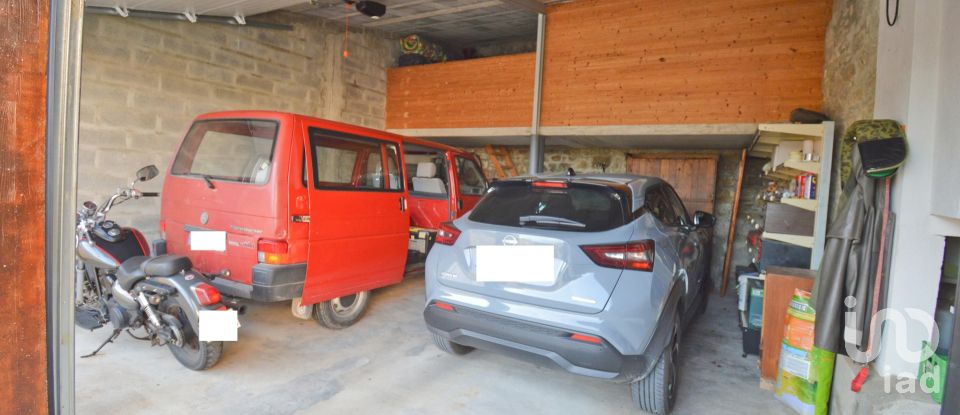 Maison traditionnelle T3 à Alvorge de 258 m²