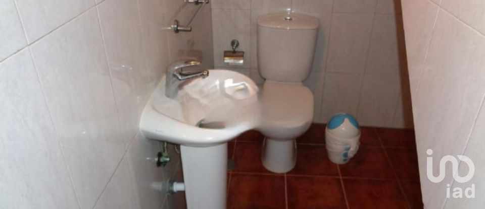 Maison T4 à Alcains de 183 m²