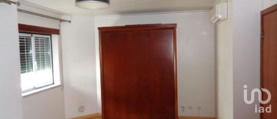 Maison T4 à Alcains de 183 m²