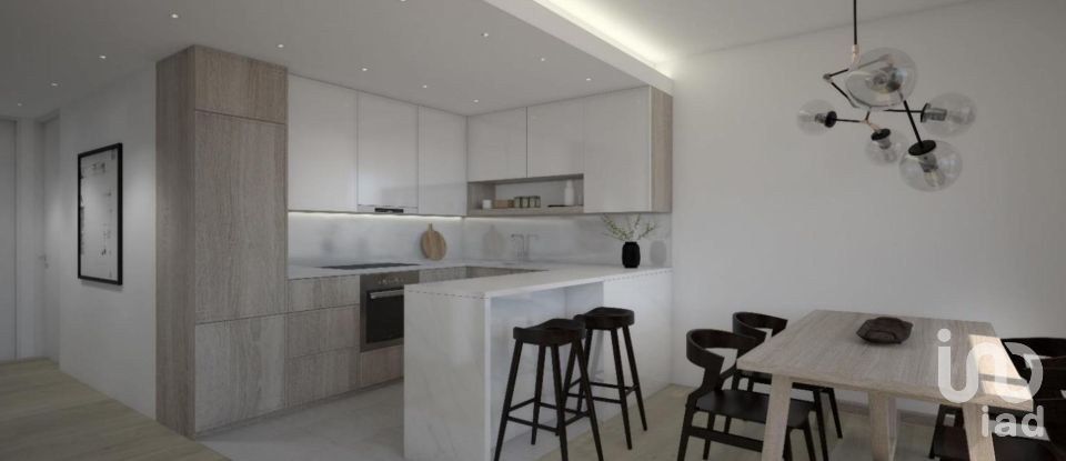Apartamento T2 em Luz de 154 m²