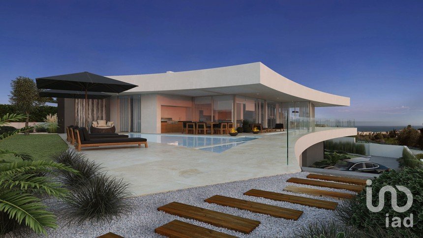 Casa / Villa T4 em Luz de 440 m²