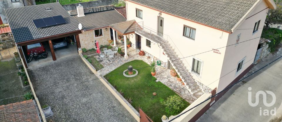 Maison traditionnelle T3 à Alvorge de 258 m²
