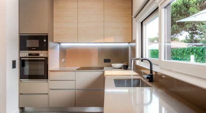 Terrain à Gafanha da Encarnação de 1 200 m²