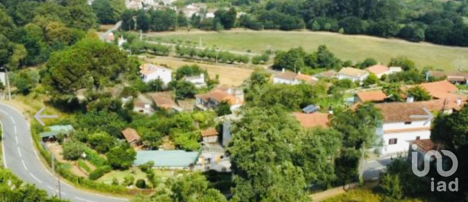 Farm T2 in Vilar de Mouros of 206 m²