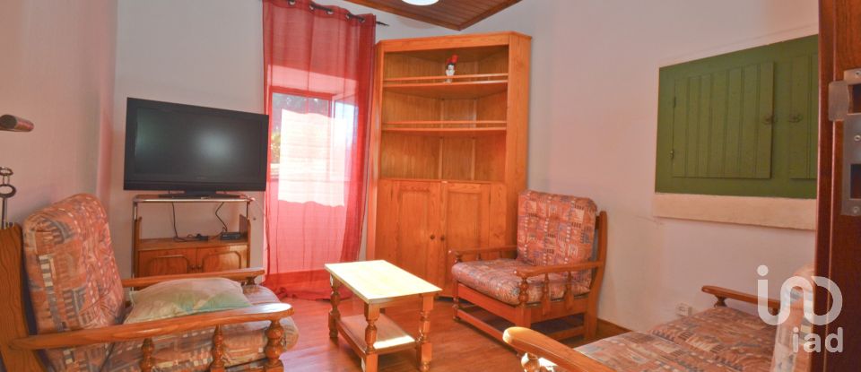 Casa T3 em São Miguel, Santa Eufémia e Rabaçal de 83 m²