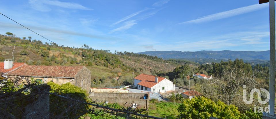 Casa T3 em São Miguel, Santa Eufémia e Rabaçal de 83 m²
