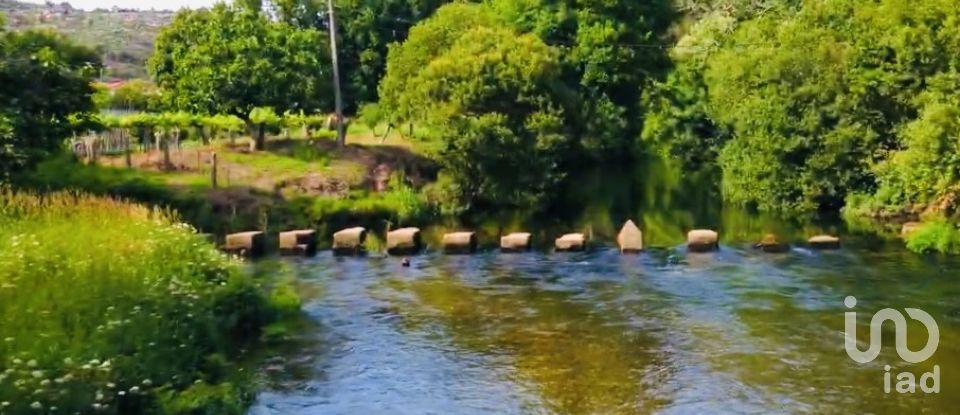 Quinta T2 em Vilar de Mouros de 206 m²