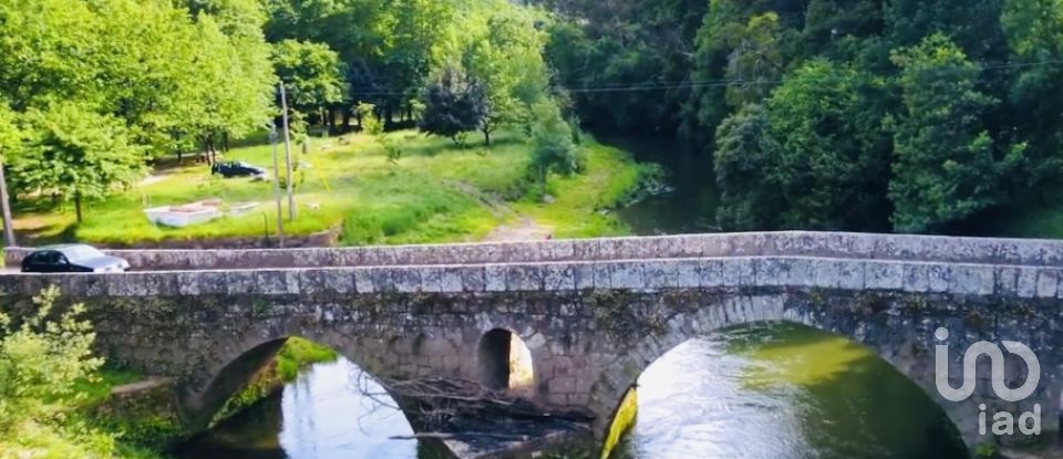 Quinta T2 em Vilar de Mouros de 206 m²