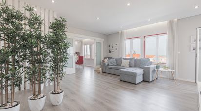 Apartment T1 in São Pedro da Cadeira of 90 m²