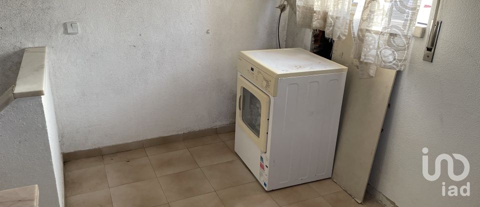 Maison T2 à Estômbar e Parchal de 65 m²