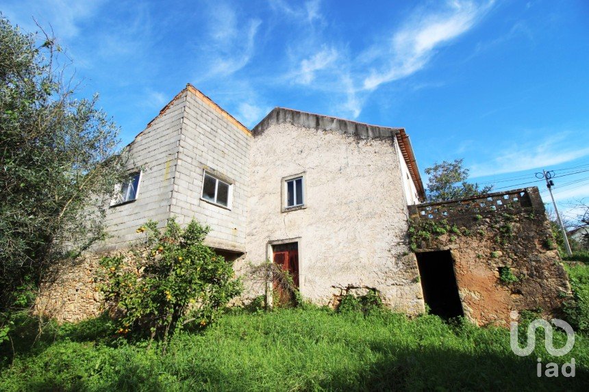 Village house T2 in Chãos of 245 m²